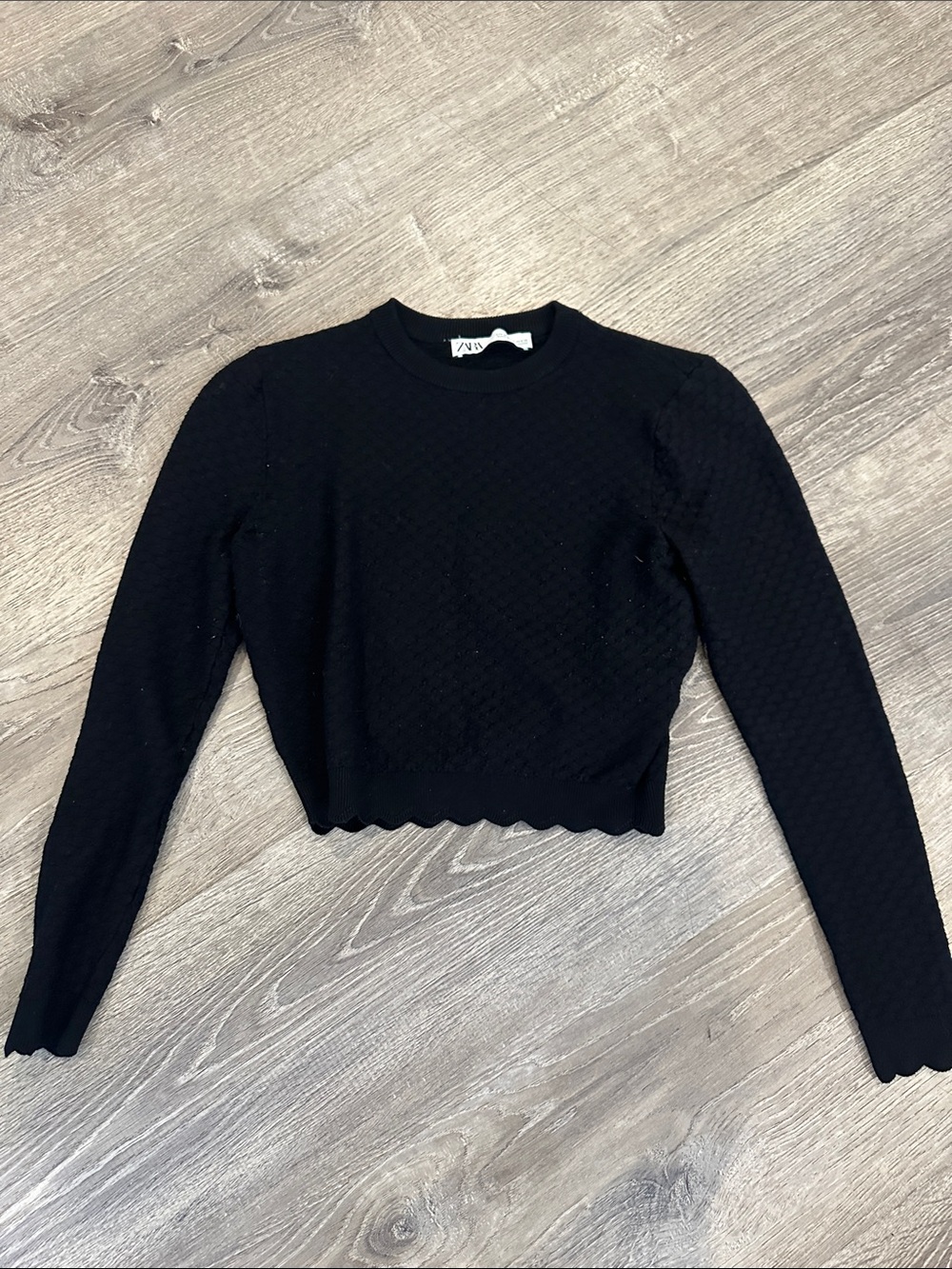 Zara Black Scalloped Hem Textured Crop Sweater
